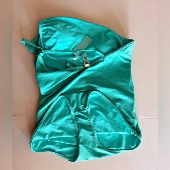 Aqua Eve Mesh Tummy Control One Shoulder One Piece Cut Out Swimwear 2026. Size M - Picture 10 of 13